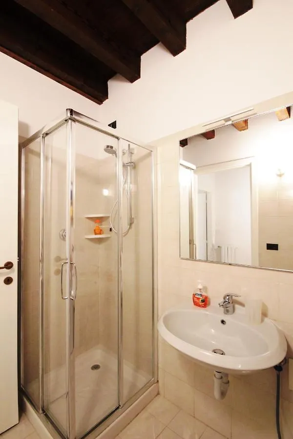 아파트 Interno 4 - Central Cozy New Flat 데센자노델가르다 이탈리아